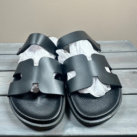 Yokono Black Leather Adjustable Strap Slides Sandals Women's US 7.5 EU 38 - Picture 1 of 7